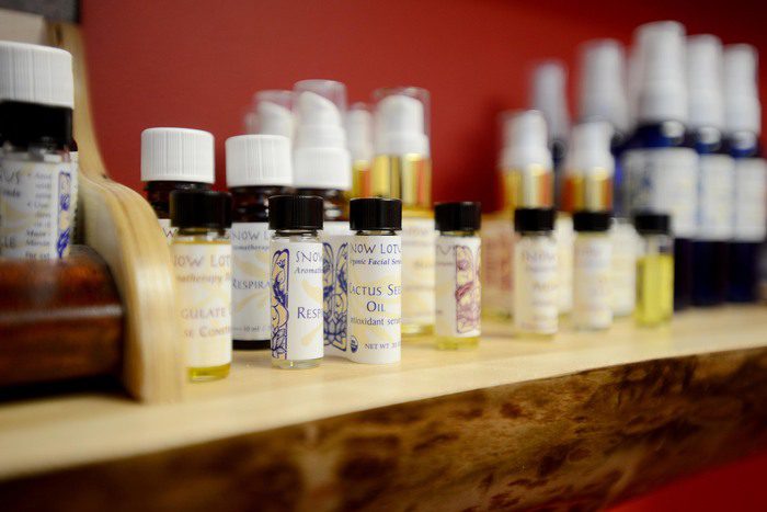 5 Oils and Alternative Treatments for Your Skin